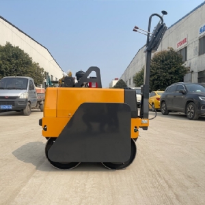 手扶压路机SVH60M